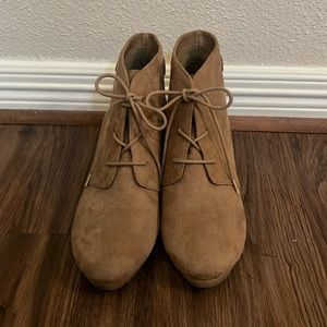 Dr. Scholl’s Wedge Booties Size 7.5 EUC